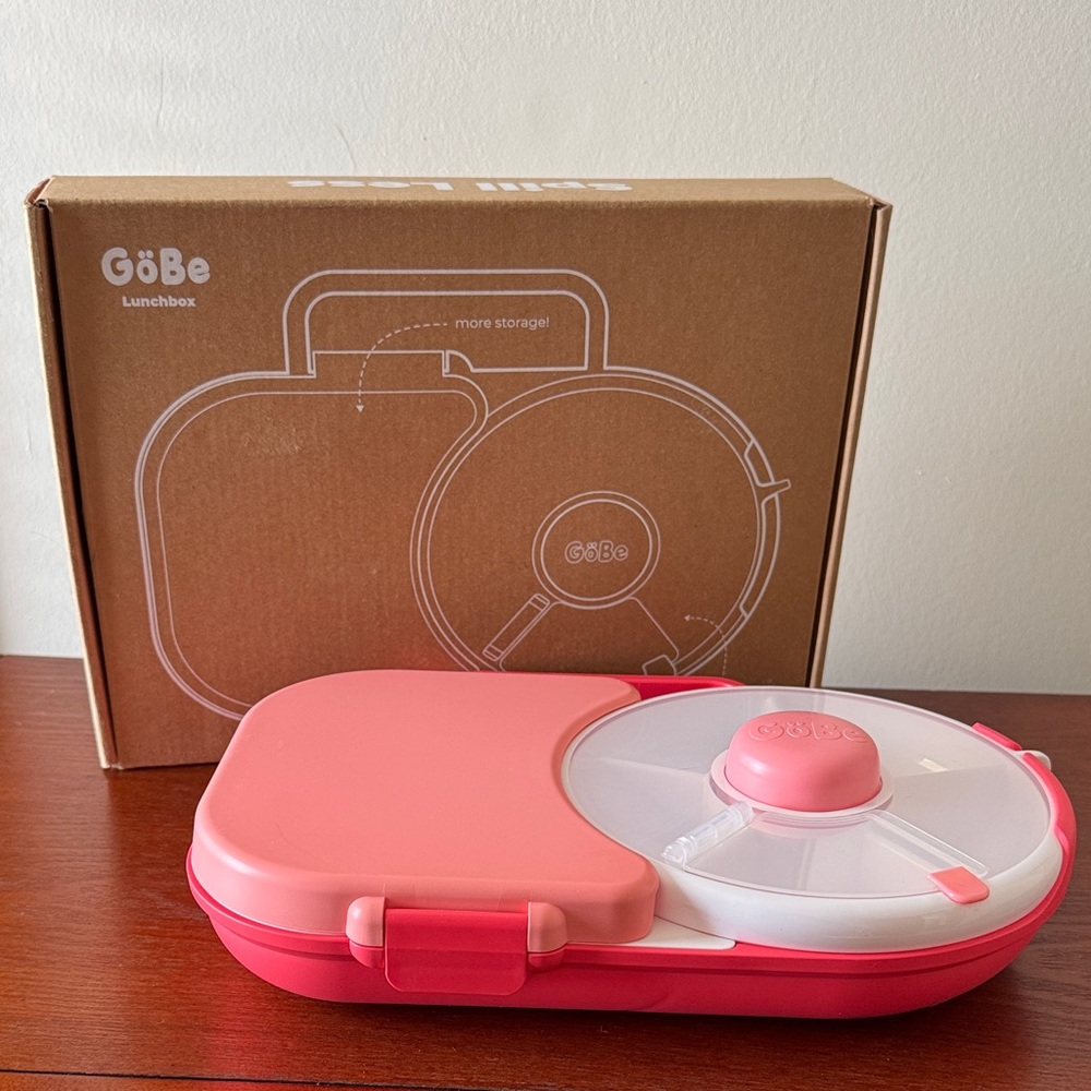GoBe Lunchbox with Snack Spinner